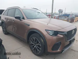 2025 Mazda CX-70 Premium Plus with VIN JM3KJEHA1S1111323, listed as a IAAI auction lot 42109316 with 561 mi miles and . Bid and sale history available at DreamBid. Image 1.