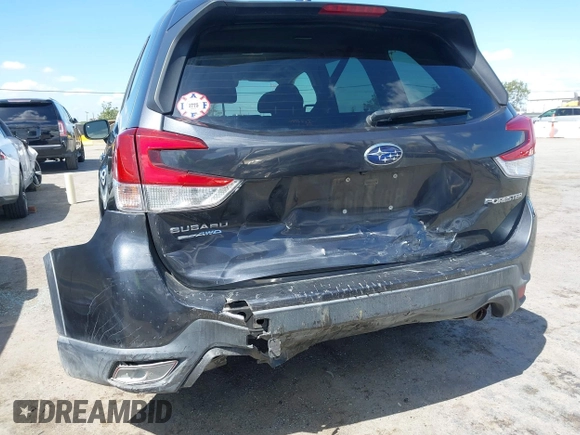 2019 Subaru Forester Premium with VIN JF2SKAGC4KH420956, listed as a IAAI auction lot 42244868 with 88,998 mi miles and . Bid and sale history available at DreamBid. Image 6.