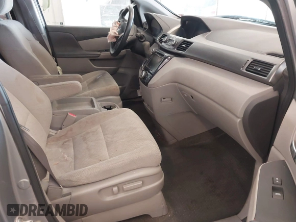 2016 Honda Odyssey EX z VIN 5FNRL5H48GB146659, wystawiony jako IAAI lot #41619759 z przebiegiem 230 679 mil mil oraz . Historia ofert i sprzedaży dostępna na DreamBid. Obrazek 5.