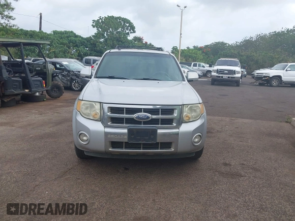 2008 Ford Escape Limited z VIN 1FMCU04158KB42604, wystawiony jako IAAI lot #41948050 z przebiegiem 240 686 mil mil oraz . Historia ofert i sprzedaży dostępna na DreamBid. Obrazek 12.
