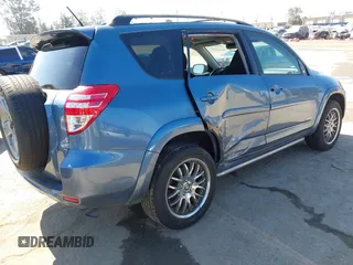 2012 Toyota RAV4 Sport z VIN 2T3WF4DVXCW137159, wystawiony jako IAAI lot #42508298 z przebiegiem 71 832 mil mil oraz . Historia ofert i sprzedaży dostępna na DreamBid. Obrazek 4.