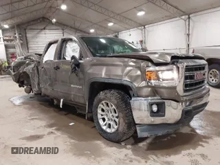 2015 GMC Sierra 1500 SLE with VIN 1GTV2UEC8FZ221439, listed as a IAAI auction lot 41864002 with 96,095 mi miles. Bid and sale history available at carsss.com. Image 1.