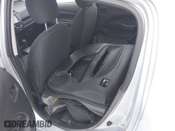 2019 Mitsubishi Mirage ES z VIN ML32A3HJ1KH007390, wystawiony jako IAAI lot #41515634 z przebiegiem 66 451 mil mil oraz . Historia ofert i sprzedaży dostępna na DreamBid. Obrazek 12.