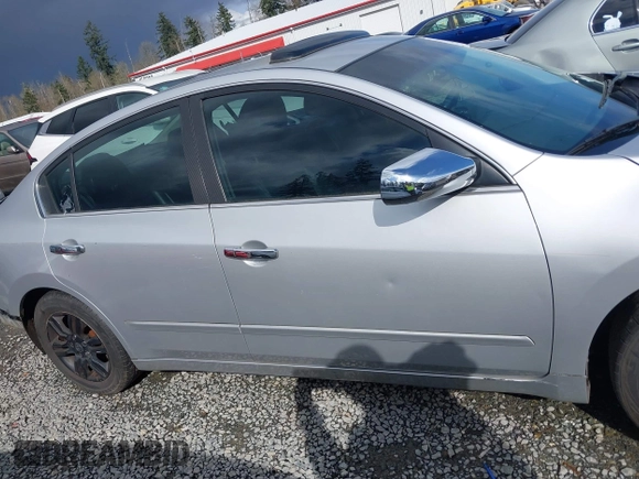 2011 Nissan Altima 2.5 S with VIN 1N4AL2AP0BC139989, listed as a IAAI auction lot 41944286 with 198,253 mi miles. Bid and sale history available at carsss.com. Image 14.