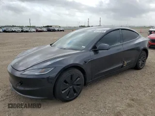 2024 Tesla Model 3 z VIN 5YJ3E1EA2RF822321, wystawiony jako Copart lot #51787895 z przebiegiem 18 664 mil mil oraz Szkody całkowita. Historia ofert i sprzedaży dostępna na DreamBid. Obrazek 1.
