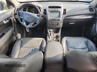 2015 Kia Sorento EX with VIN 5XYKU4A75FG600421, listed as a Copart auction lot 62313175 with 148,000 mi miles and Salvage title. Bid and sale history available at DreamBid. Image 8.