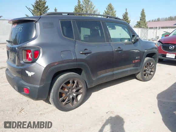 2016 Jeep Renegade Latitude with VIN ZACCJBBT8GPE15701, listed as a IAAI auction lot 41785585 with Not Provided miles. Bid and sale history available at carsss.com. Image 4.