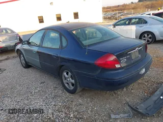 2001 Ford Taurus SES with VIN 1FAFP55U81G174122, listed as a IAAI auction lot 40973418 with 173,802 mi miles. Bid and sale history available at carsss.com. Image 3.