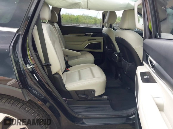 2021 Kia Telluride S with VIN 5XYP6DHC5MG139026, listed as a IAAI auction lot 42114521 with 136,107 mi miles and . Bid and sale history available at DreamBid. Image 8.