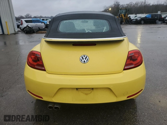 2013 Volkswagen Beetle 50s Edition with VIN 3VW5P7AT7DM828338, listed as a Copart auction lot 88228725 with 106,171 mi miles and Salvage title. Bid and sale history available at DreamBid. Image 6.