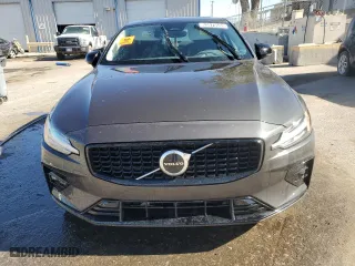 2024 Volvo S60 Core Dark Theme with VIN 7JRL12FK6RG322386, listed as a Copart auction lot 53579555 with 19,712 mi miles and Clean Title. Bid and sale history available at carsss.com. Image 5.