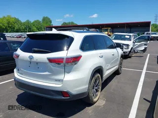 2016 Toyota Highlander XLE z VIN 5TDKKRFHXGS132954, wystawiony jako IAAI lot #42288224 z przebiegiem 153 448 mil mil oraz . Historia ofert i sprzedaży dostępna na DreamBid. Obrazek 4.