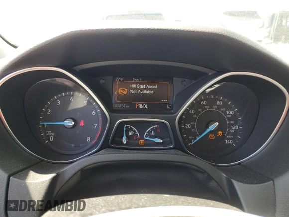 2018 Ford Focus SE z VIN 1FADP3F29JL295712, wystawiony jako Copart lot #53361485 z przebiegiem 55 857 mil mil oraz Szkody całkowita. Historia ofert i sprzedaży dostępna na DreamBid. Obrazek 9.