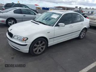2004 BMW 3 Series 325i with VIN WBAET37444NJ45412, listed as a IAAI auction lot 41766838 with 1 mi miles. Bid and sale history available at carsss.com. Image 2.