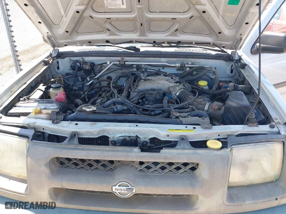2001 Nissan Xterra XE with VIN 5N1ED28T41C560264, listed as a IAAI auction lot 42009624 with 271,026 mi miles. Bid and sale history available at carsss.com. Image 10.