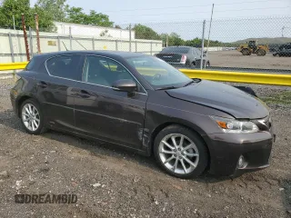 2011 Lexus CT 200h z VIN JTHKD5BH8B2030009, wystawiony jako Copart lot #57466375 z przebiegiem 70 886 mil mil oraz Szkoda całkowita • Salvage title. Historia ofert i sprzedaży dostępna na DreamBid. Obrazek 4.