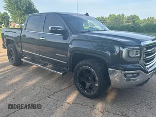 2017 GMC Sierra 1500 SLT z VIN 3GTU2NEC9HG377509, wystawiony jako Copart lot #60761585 z przebiegiem 92 442 mil mil oraz Czysty tytuł • Clean title. Historia ofert i sprzedaży dostępna na DreamBid. Obrazek 1.
