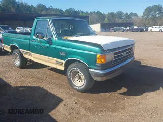 1991 Ford F-150 with VIN 1FTDF15Y4MPB03424, listed as a IAAI auction lot 41816984 with 18,118 mi miles. Bid and sale history available at carsss.com. Image 1.