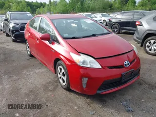 2013 Toyota Prius One z VIN JTDKN3DU7D5575844, wystawiony jako IAAI lot #42345698 z przebiegiem 153 828 mil mil oraz . Historia ofert i sprzedaży dostępna na DreamBid. Obrazek 1.