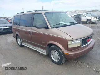 1995 GMC Safari Passenger with VIN 1GKDM19W1SB500991, listed as a IAAI auction lot 41887901 with 210,518 mi miles. Bid and sale history available at carsss.com. Image 1.