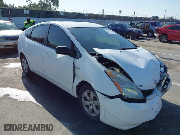 2008 Toyota Prius with VIN JTDKB20U483381640, listed as a IAAI auction lot 41976518 with 177,557 mi miles. Bid and sale history available at carsss.com. Image 1.