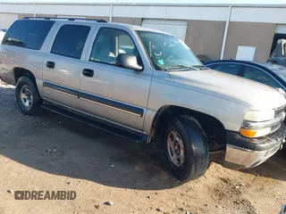2004 Chevrolet Suburban LT with VIN 1GNEC16T84R125633, listed as a IAAI auction lot 42564242 with 328,946 mi miles and . Bid and sale history available at DreamBid. Image 1.