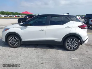 2024 Nissan Kicks SV with VIN 3N1CP5CV6RL544499, listed as a IAAI auction lot 42016884 with 451 mi miles. Bid and sale history available at carsss.com. Image 14.