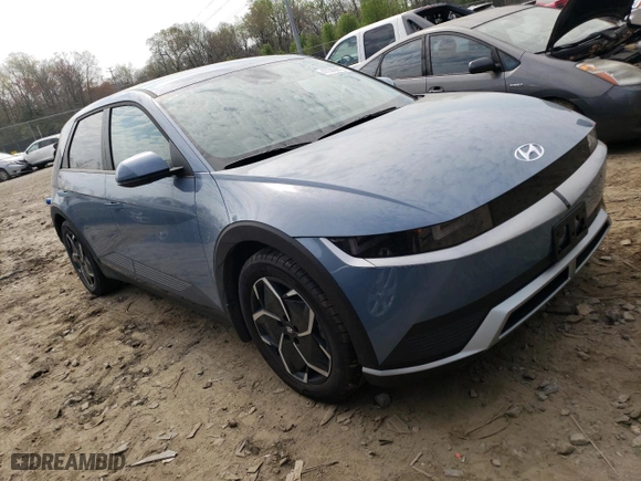 2022 Hyundai IONIQ 5 SEL with VIN KM8KNDAF0NU085325, listed as a Copart auction lot 47300613 with 10,725 mi miles. Bid and sale history available at carsss.com. Image 4.