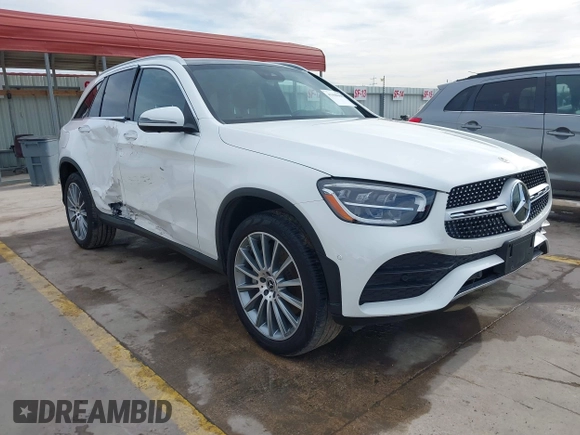 2022 Mercedes-Benz GLC with VIN W1N0G8EB6NG078133, listed as a IAAI auction lot 41448660 with 31,695 mi miles. Bid and sale history available at carsss.com. Image 1.