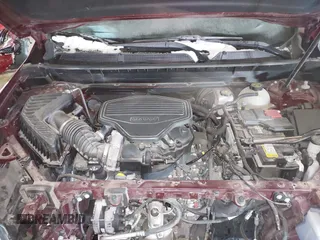 2021 GMC Acadia SLT z VIN 1GKKNULS8MZ170871, wystawiony jako IAAI lot #41611368 z przebiegiem 60 376 mil mil oraz . Historia ofert i sprzedaży dostępna na DreamBid. Obrazek 10.