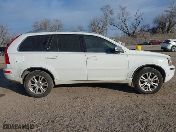 2013 Volvo XC90 Premier Plus with VIN YV4952CZ2D1644093, listed as a IAAI auction lot 41415795 with 160,472 mi miles. Bid and sale history available at carsss.com. Image 14.