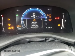 2025 Toyota Camry LE z VIN 4T1DAACK4SU061120, wystawiony jako Copart lot #55996285 z przebiegiem 5025 mil mil oraz Szkoda całkowita • Salvage title. Historia ofert i sprzedaży dostępna na DreamBid. Obrazek 9.