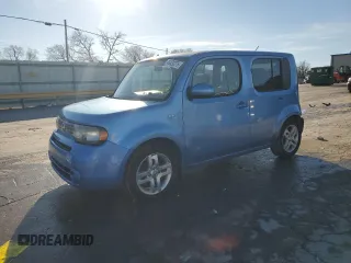 2014 Nissan Cube SL z VIN JN8AZ2KR4ET352526, wystawiony jako Copart lot #43420275 z przebiegiem 218 961 mil mil oraz Szkody całkowita. Historia ofert i sprzedaży dostępna na DreamBid. Obrazek 1.