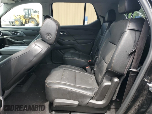 2019 Chevrolet Traverse Premier z VIN 1GNERKKW7KJ135666, wystawiony jako Copart lot #55920135 z przebiegiem 105 812 mil mil oraz Szkoda całkowita • Salvage title. Historia ofert i sprzedaży dostępna na DreamBid. Obrazek 11.