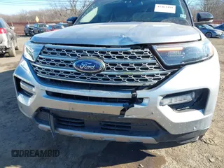 2020 Ford Explorer Limited with VIN 1FMSK8FH7LGA66504, listed as a IAAI auction lot 41463499 with 35,723 mi miles. Bid and sale history available at carsss.com. Image 6.