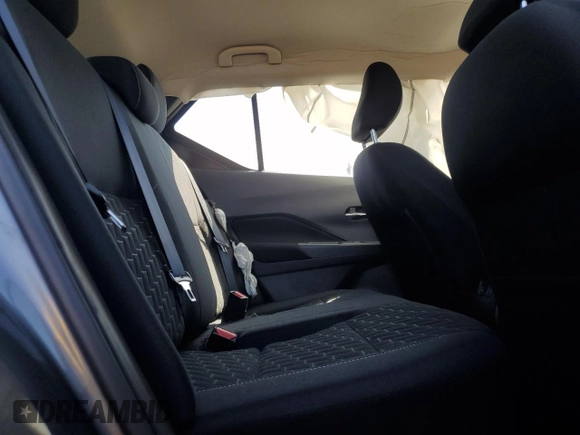 2022 Nissan Kicks SV with VIN 3N1CP5CV2NL485672, listed as a Copart auction lot 53730555 with 30,347 mi miles and Salvage Title. Bid and sale history available at DreamBid. Image 11.
