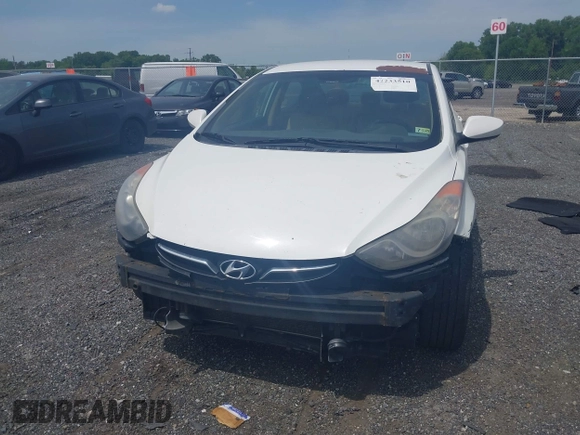 2013 Hyundai Elantra Limited с VIN 5NPDH4AEXDH352278, выставлен на аукционе IAAI как лот 42233510 с пробегом 200 382 миль миль и . История ставок и продаж доступна на DreamBid. Изображение 12.