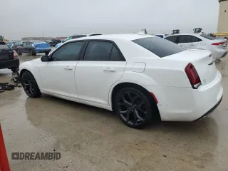 2021 Chrysler 300 S с VIN 2C3CCABG3MH554305, выставлен на аукционе Copart как лот 43074115 с пробегом 103 454 миль миль и Списание • Salvage title. История ставок и продаж доступна на DreamBid. Изображение 2.