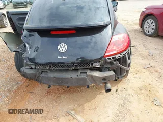 2012 Volkswagen Beetle 2.0T Turbo with VIN 3VW467AT9CM658495, listed as a IAAI auction lot 41505160 with 138,842 mi miles. Bid and sale history available at carsss.com. Image 6.