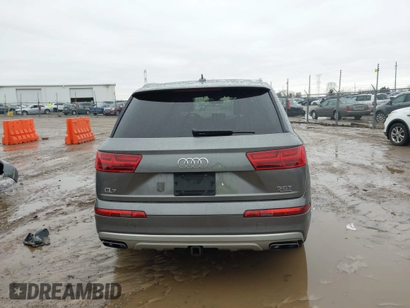 2017 Audi Q7 Premium Plus z VIN WA1LAAF78HD006485, wystawiony jako IAAI lot #41472079 z przebiegiem 175 699 mil mil oraz . Historia ofert i sprzedaży dostępna na DreamBid. Obrazek 16.