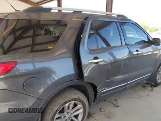 2015 Ford Explorer XLT with VIN 1FM5K8D89FGB99625, listed as a IAAI auction lot 42101023 with 136,624 mi miles and . Bid and sale history available at carsss.com. Image 6.
