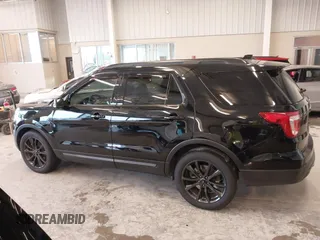 2017 Ford Explorer XLT с VIN 1FM5K7D85HGE08470, выставлен на аукционе IAAI как лот 41959710 с пробегом 68 077 миль миль и . История ставок и продаж доступна на DreamBid. Изображение 14.