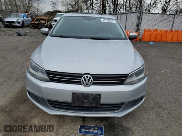 2014 Volkswagen Jetta TDI w/Premium with VIN 3VWLL7AJ6EM431528, listed as a Copart auction lot 48717075 with 149,664 mi miles and Salvage title. Bid and sale history available at DreamBid. Image 5.