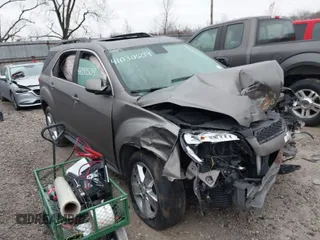 2012 Chevrolet Equinox 2LT z VIN 2GNALPEK8C6322001, wystawiony jako IAAI lot #41030509 z przebiegiem 205 836 mil mil oraz . Historia ofert i sprzedaży dostępna na DreamBid. Obrazek 1.