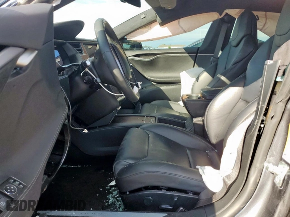 2019 Tesla Model S 100D z VIN 5YJSA1E47KF341410, wystawiony jako Copart lot #58707445 z przebiegiem Nie podano mil oraz Szkoda całkowita • Salvage title. Historia ofert i sprzedaży dostępna na DreamBid. Obrazek 7.