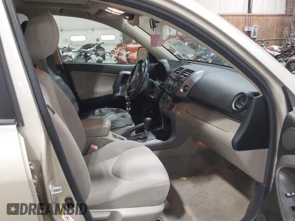 2008 Toyota RAV4 Limited with VIN JTMZK31V585023530, listed as a IAAI auction lot 42434462 with 232,829 mi miles and . Bid and sale history available at DreamBid. Image 5.