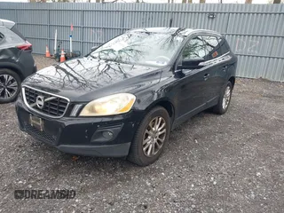 2010 Volvo XC60 3.0T with VIN YV4992DZ8A2084640, listed as a IAAI auction lot 42021744 with 175,618 mi miles. Bid and sale history available at carsss.com. Image 2.