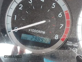 2005 Toyota Sienna XLE z VIN 5TDZA22C15S290471, wystawiony jako IAAI lot #42028879 z przebiegiem 298 992 mil mil oraz . Historia ofert i sprzedaży dostępna na DreamBid. Obrazek 15.