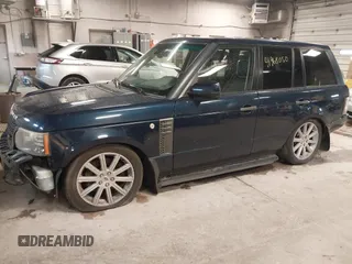 2011 Land Rover Range Rover HSE Lux z VIN SALMF1D48BA336455, wystawiony jako IAAI lot #41968050 z przebiegiem Nie podano mil oraz . Historia ofert i sprzedaży dostępna na DreamBid. Obrazek 2.