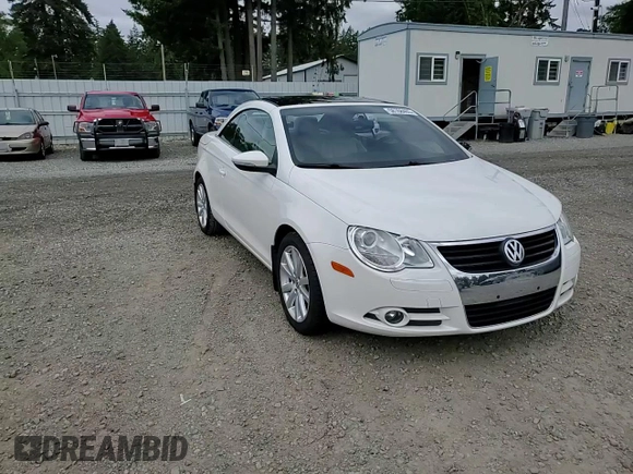 2010 Volkswagen Eos Komfort с VIN WVWBA7AH6AV021460, выставлен на аукционе Copart как лот 58168465 с пробегом 79 708 миль миль и Списание • Salvage title. История ставок и продаж доступна на DreamBid. Изображение 13.